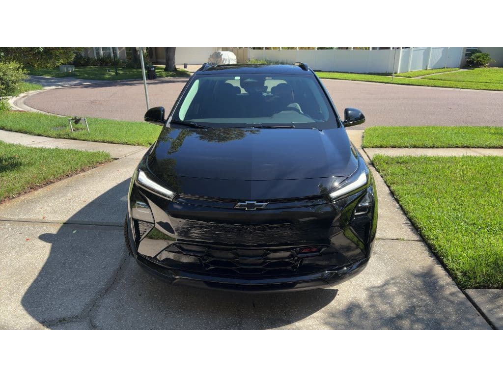 2027 Chevrolet Bolt view 2