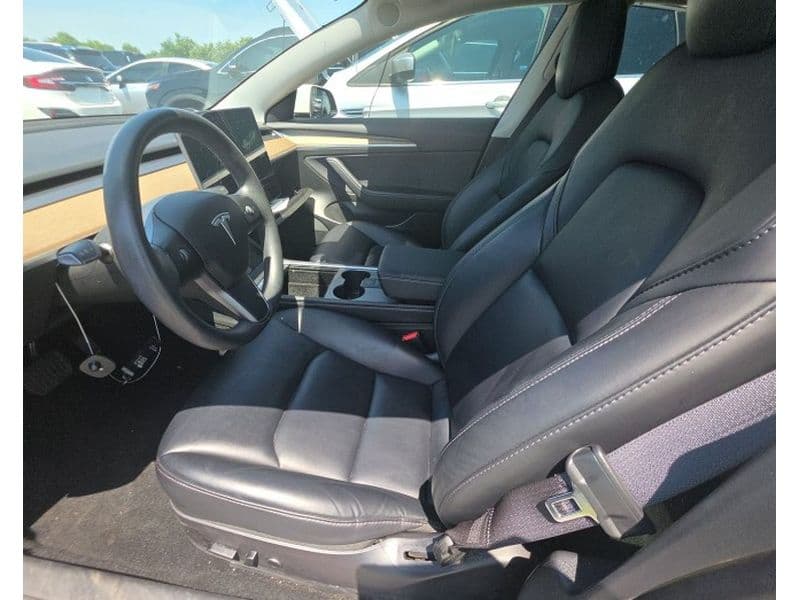 2021 Tesla Model 3 view 5