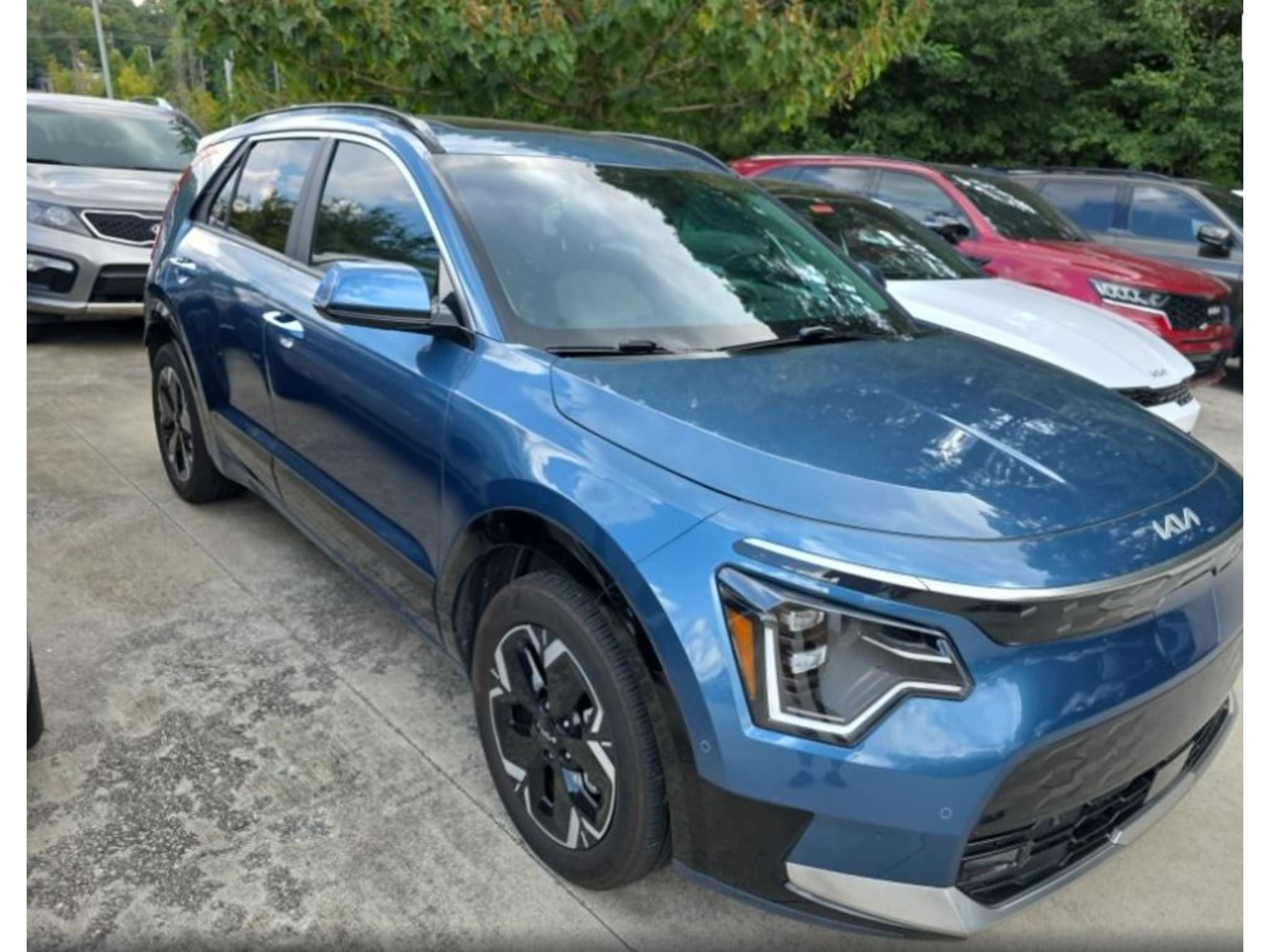 2024 Kia Niro EV view 2