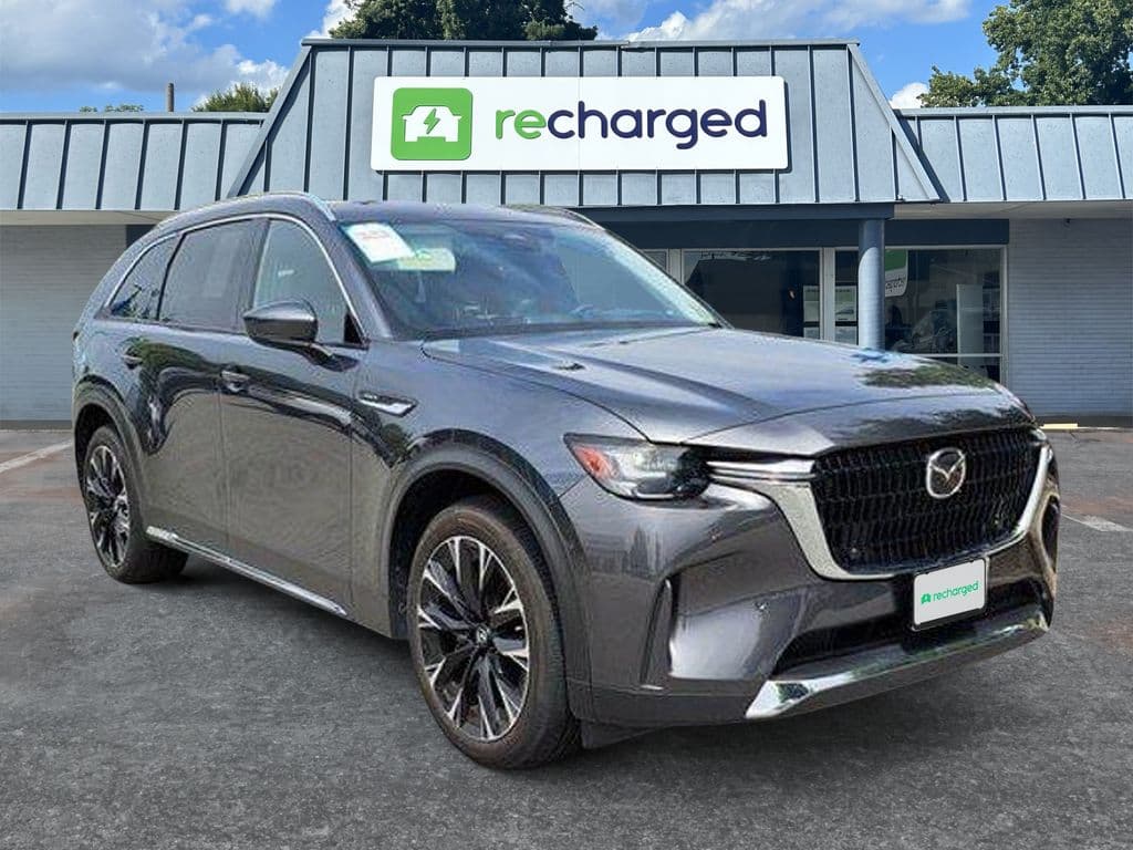 2024 Mazda CX-90 PHEV view 2