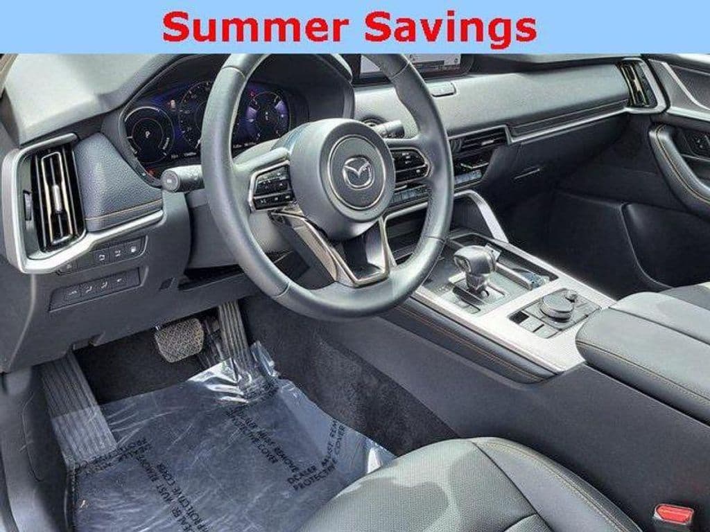 2024 Mazda CX-90 PHEV view 5