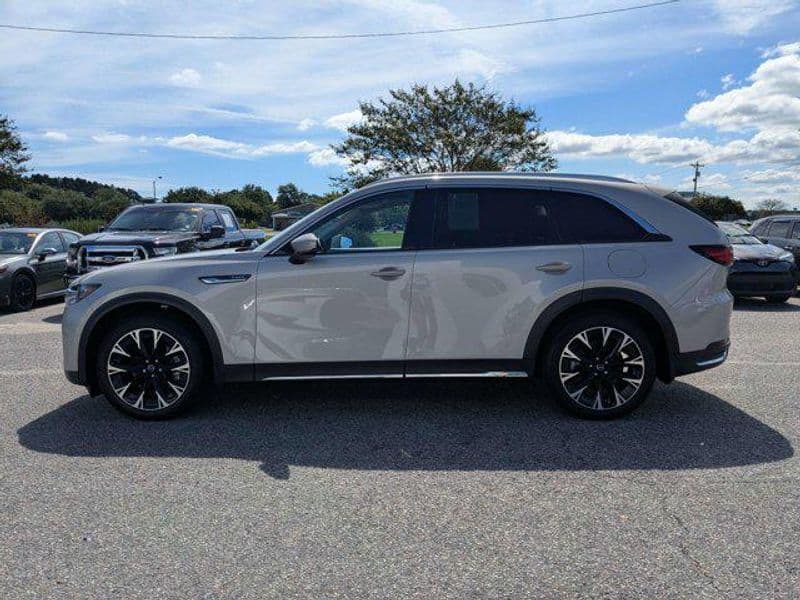 2024 Mazda CX-90 PHEV view 7
