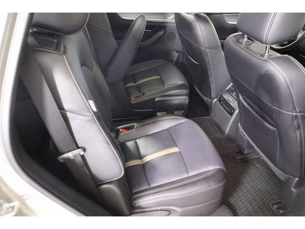 2025 Mazda CX-90 PHEV view 11