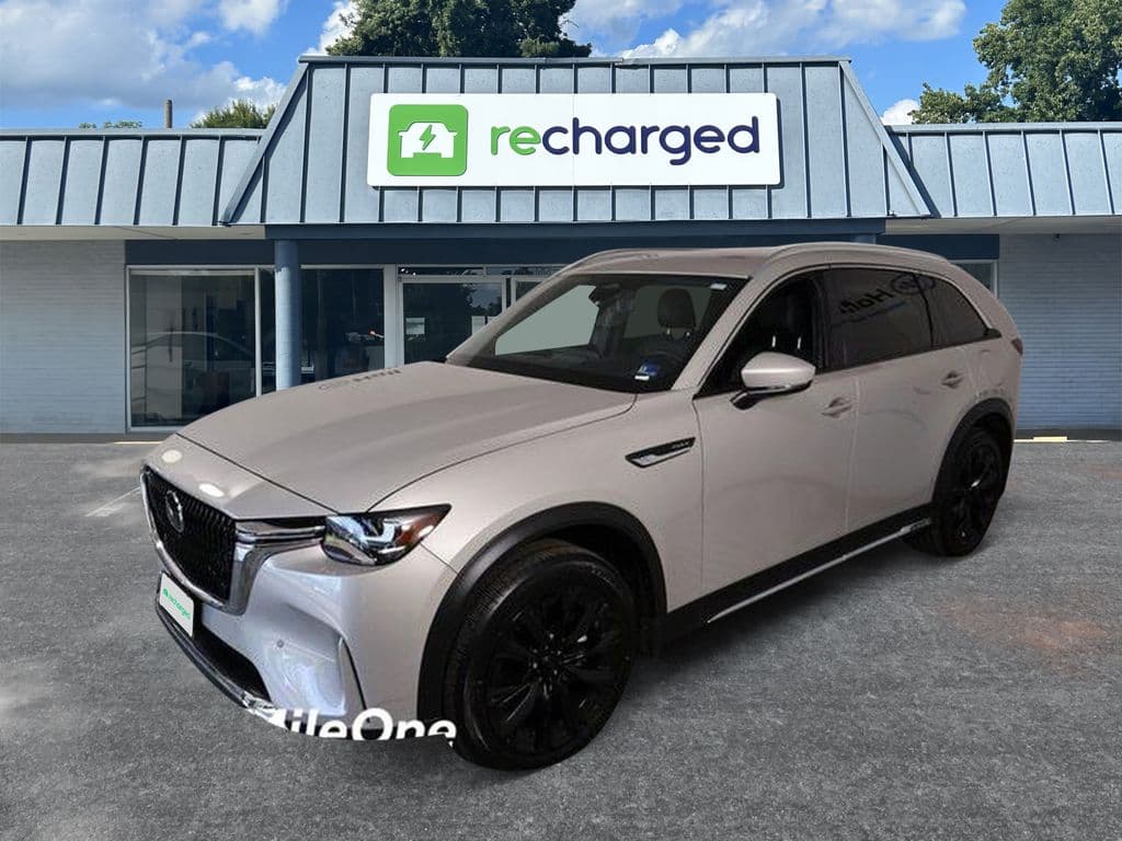 2025 Mazda CX-90 PHEV view 1