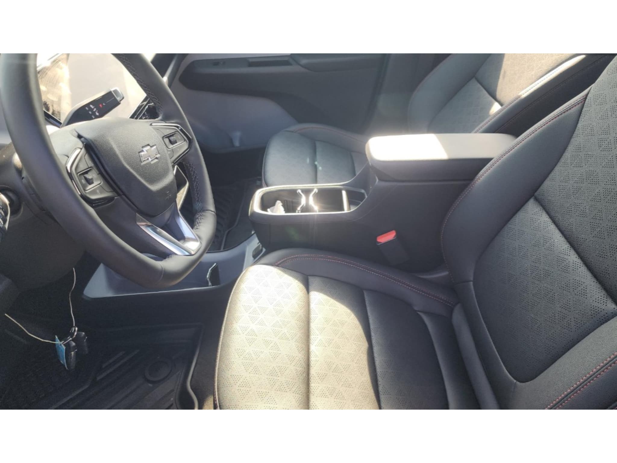 2027 Chevrolet Bolt view 5