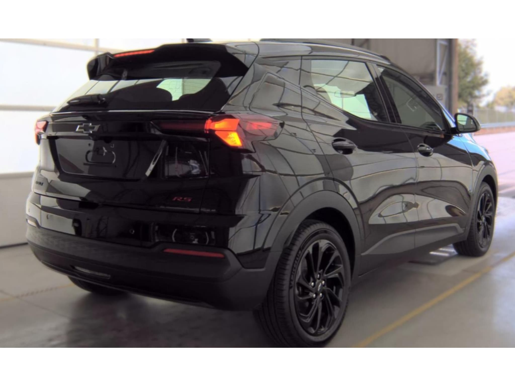 2027 Chevrolet Bolt view 3