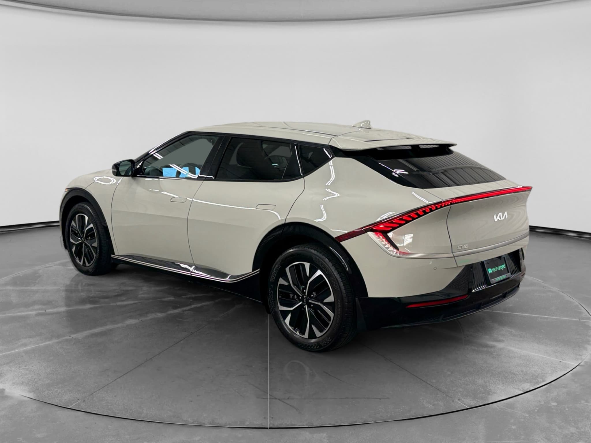 2023 Kia EV6 view 2