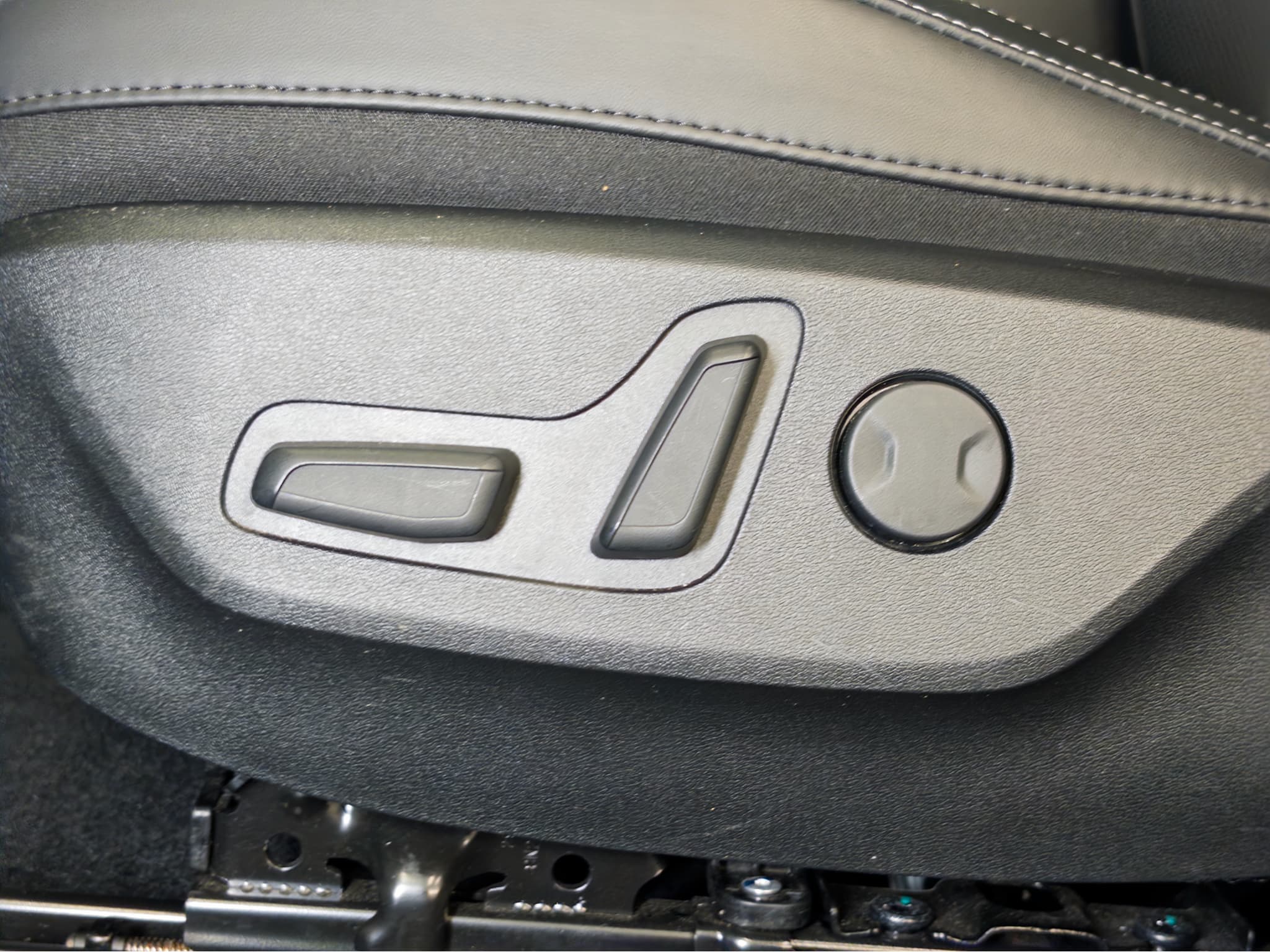 2023 Kia EV6 view 6