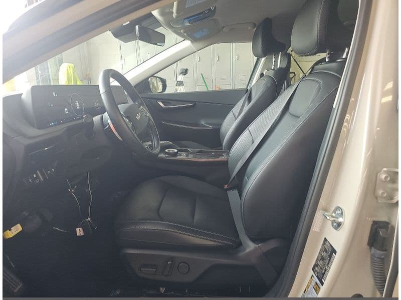 2023 Kia EV6 view 5