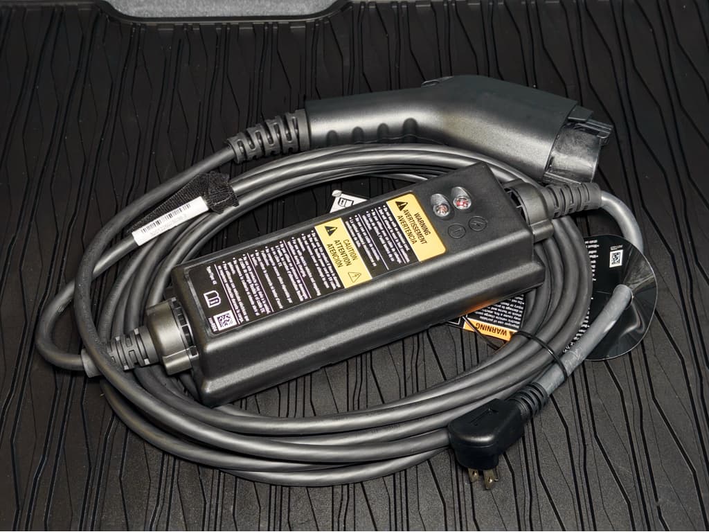 2021 Chevrolet Bolt EV view 6