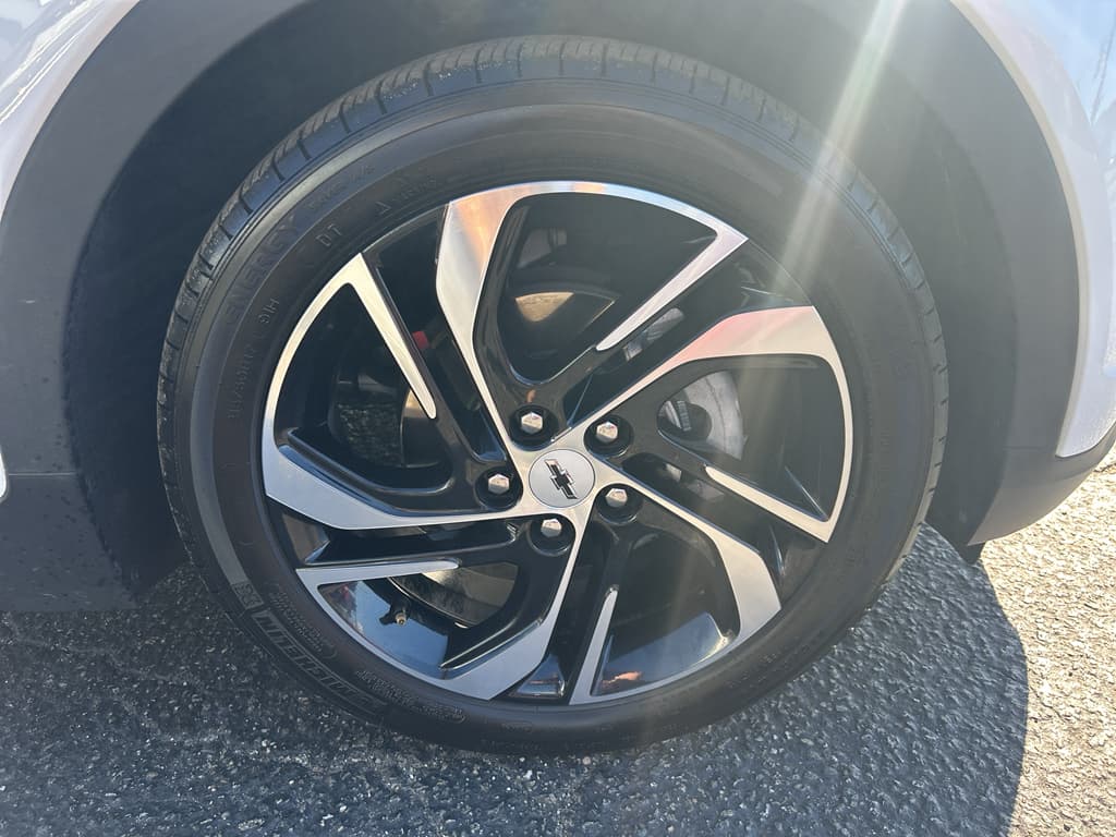 2023 Chevrolet Bolt EV view 25