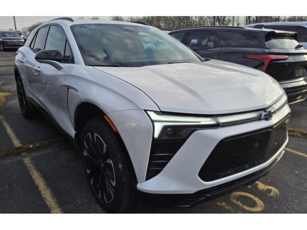 2025 Chevrolet Blazer EV view 2
