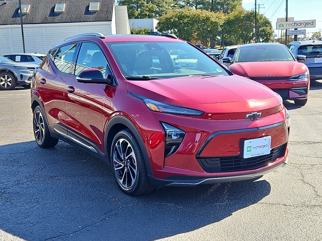 2022 Chevrolet Bolt EUV view 4