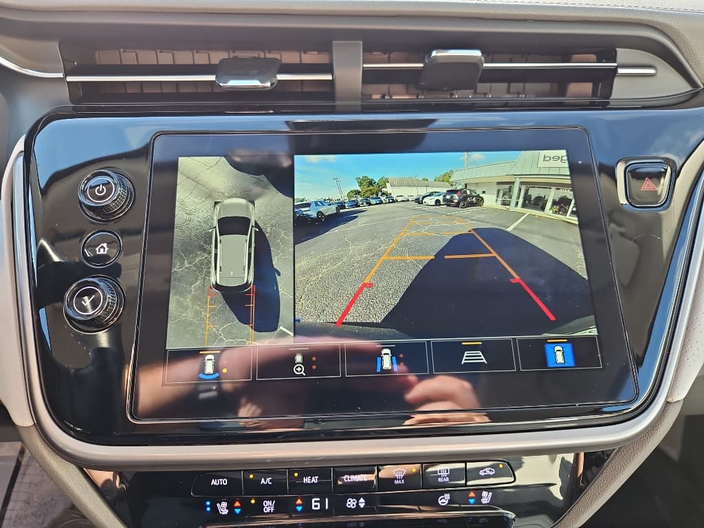 2023 Chevrolet Bolt EUV view 15