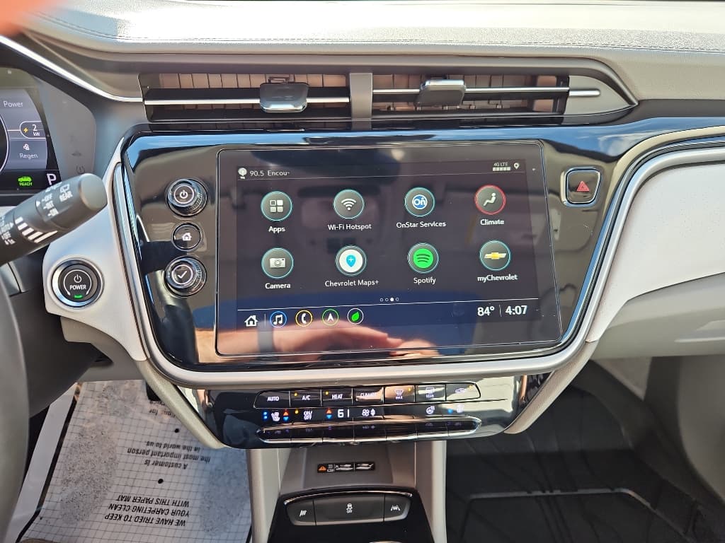 2023 Chevrolet Bolt EUV view 13