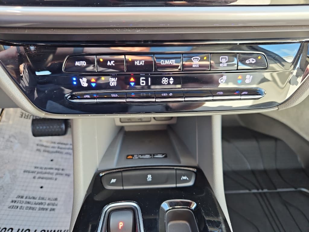 2023 Chevrolet Bolt EUV view 16