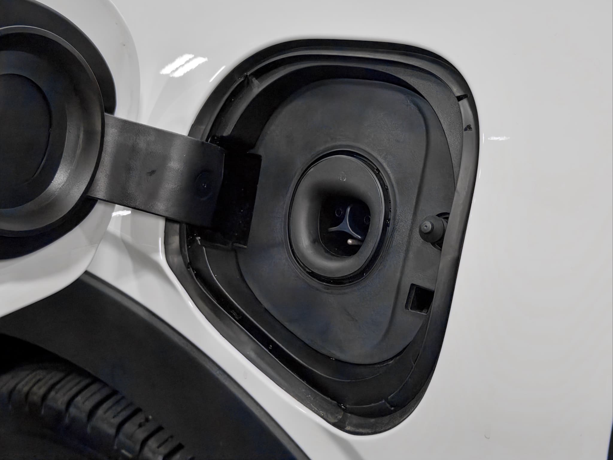 2027 Chevrolet Bolt view 5