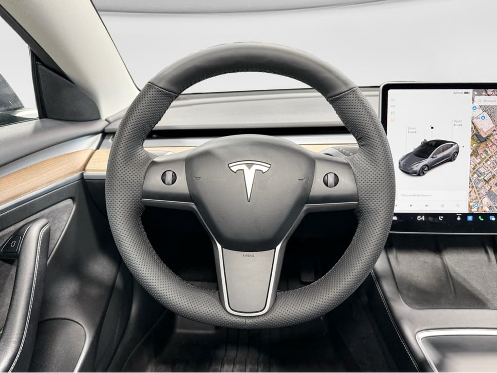 2022 Tesla Model 3 view 7