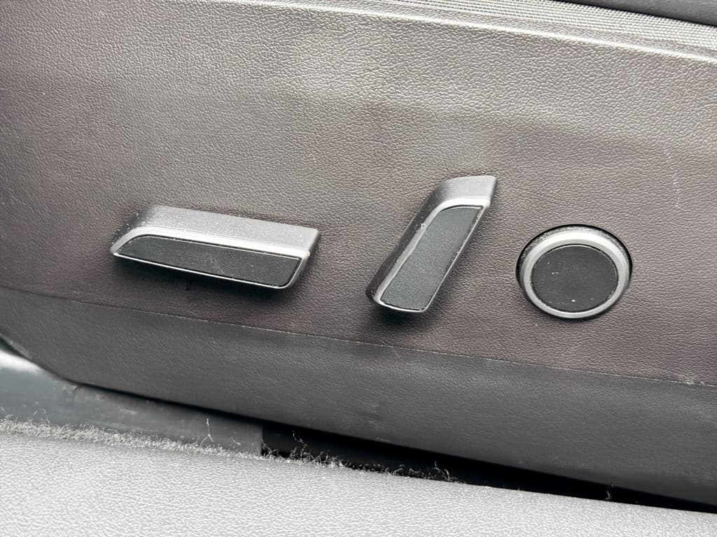 2022 Tesla Model 3 view 6
