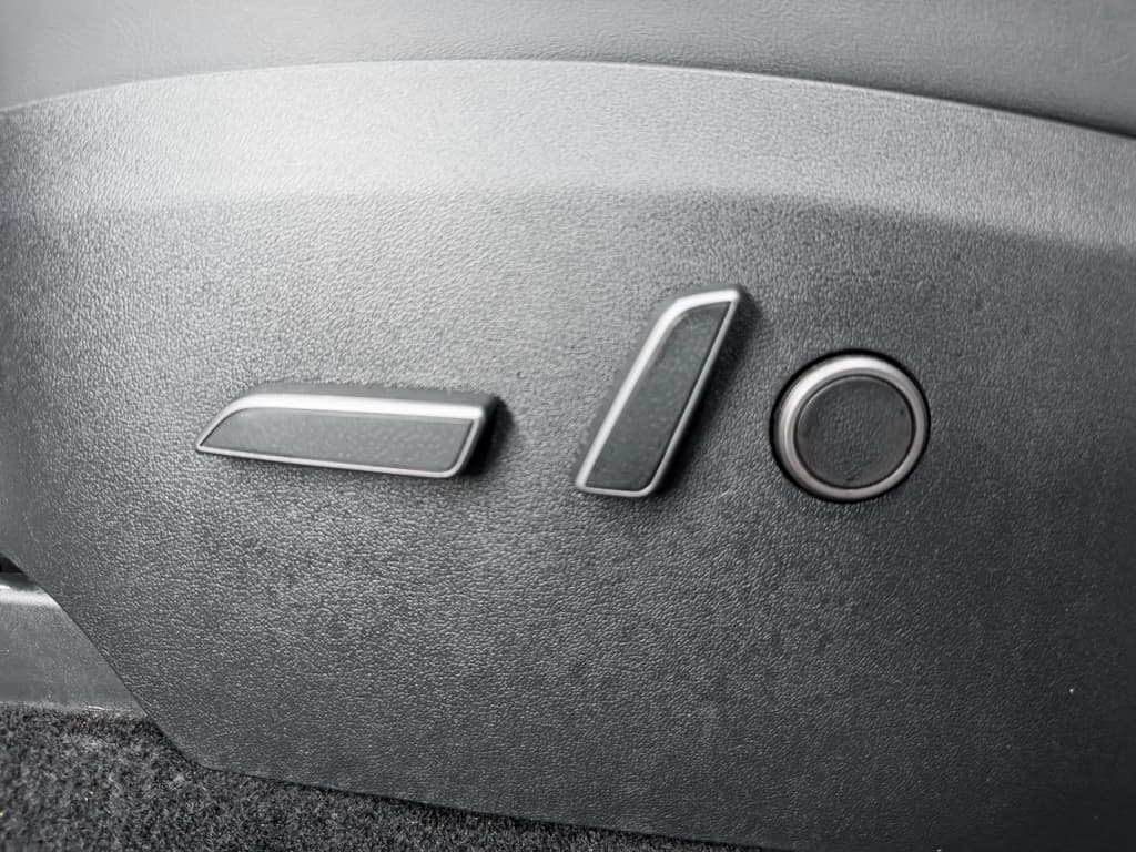 2023 Tesla Model Y view 6