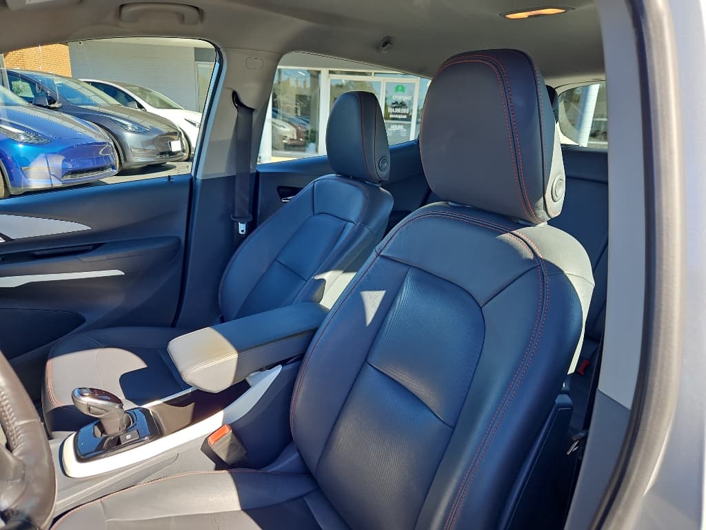 2021 Chevrolet Bolt EV view 22