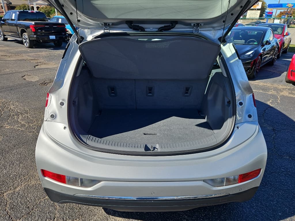 2021 Chevrolet Bolt EV view 23