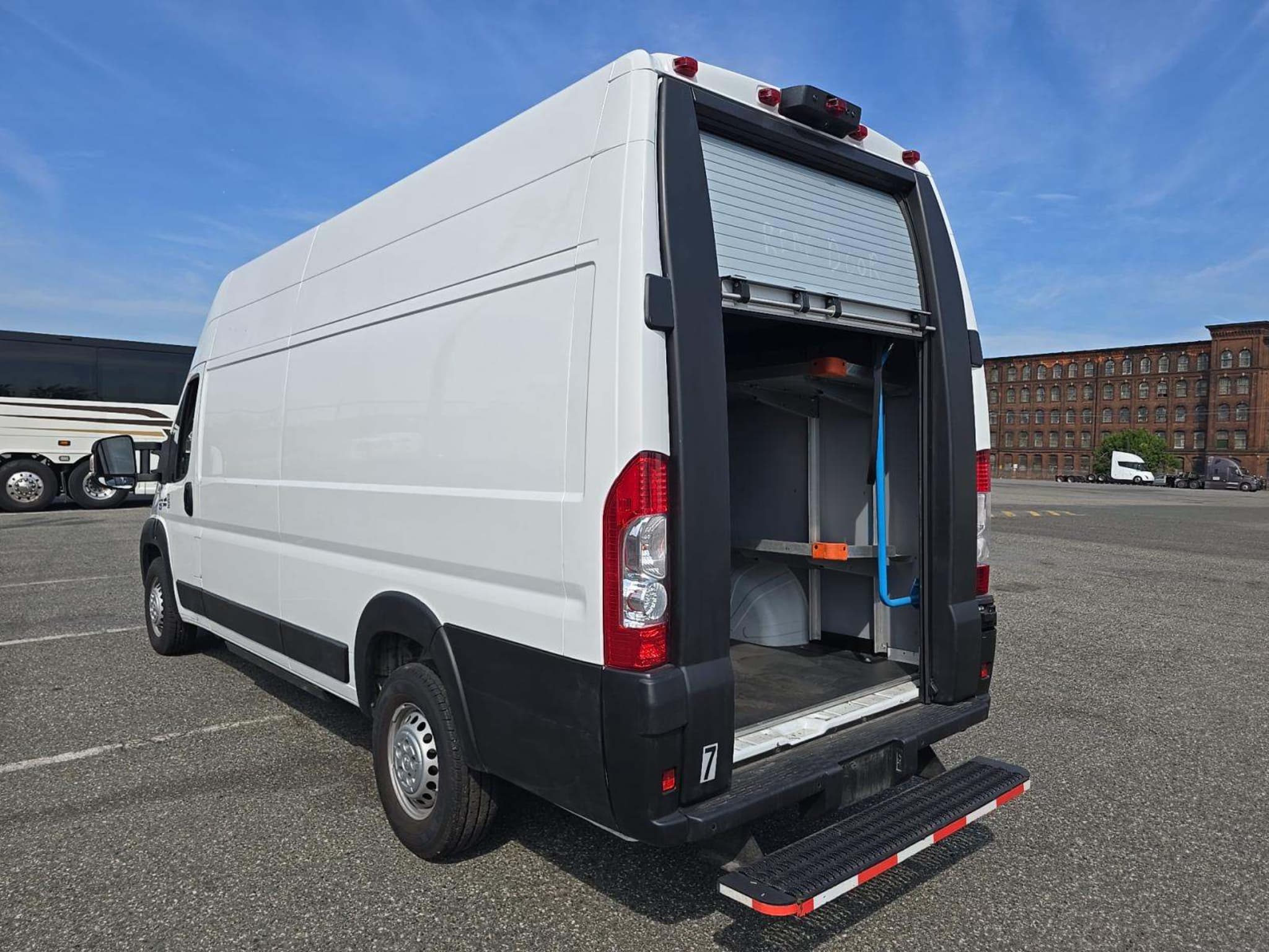 2024 Ram ProMaster 3500 BEV view 2