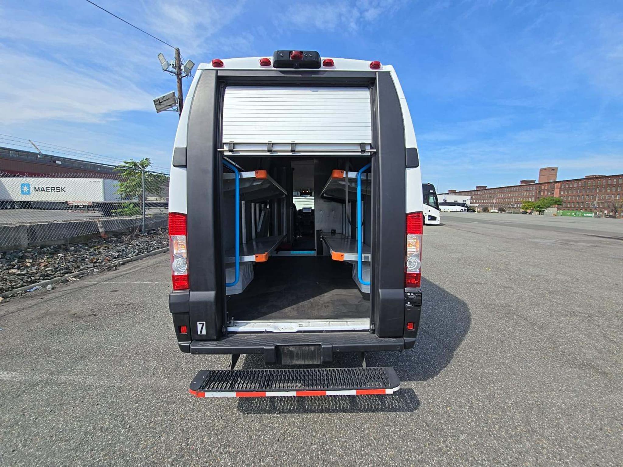 2024 Ram ProMaster 3500 BEV view 5
