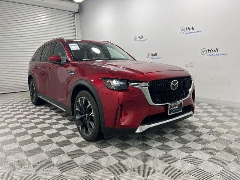 2024 Mazda CX-90 PHEV view 4