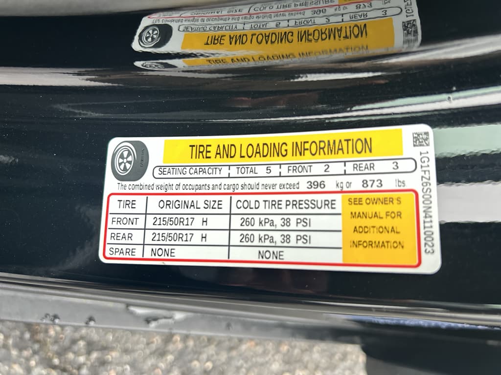 2022 Chevrolet Bolt EUV view 19