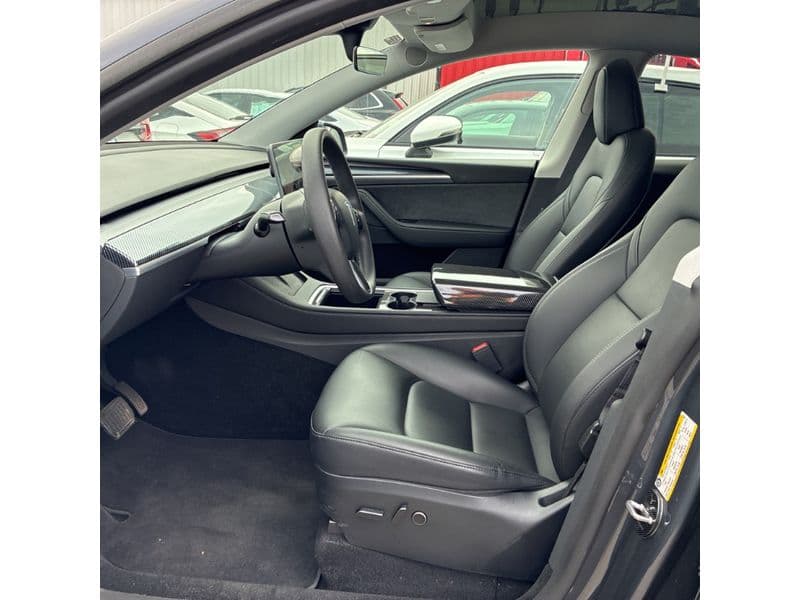 2023 Tesla Model Y view 5