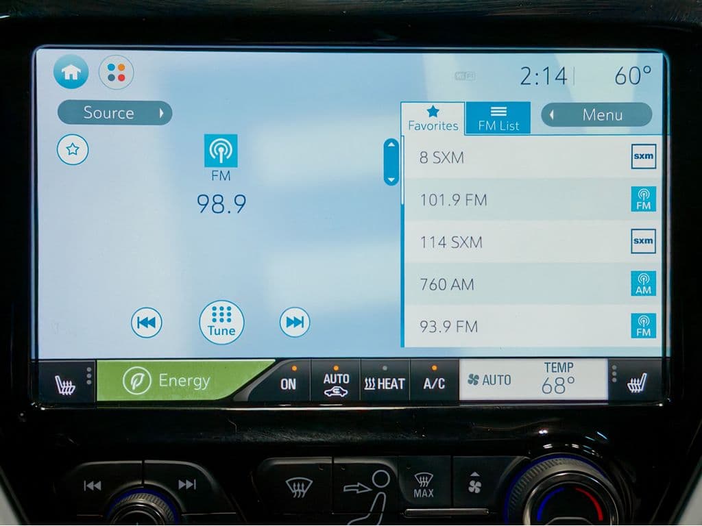 2019 Chevrolet Bolt EV view 14