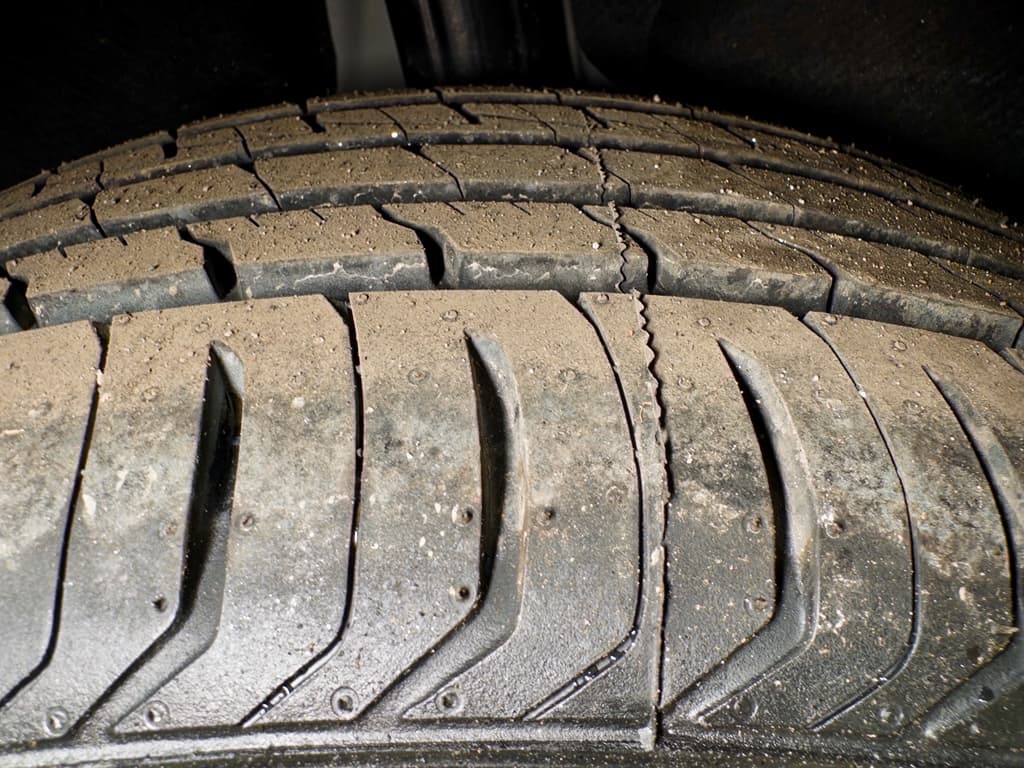 2019 Chevrolet Bolt EV view 33