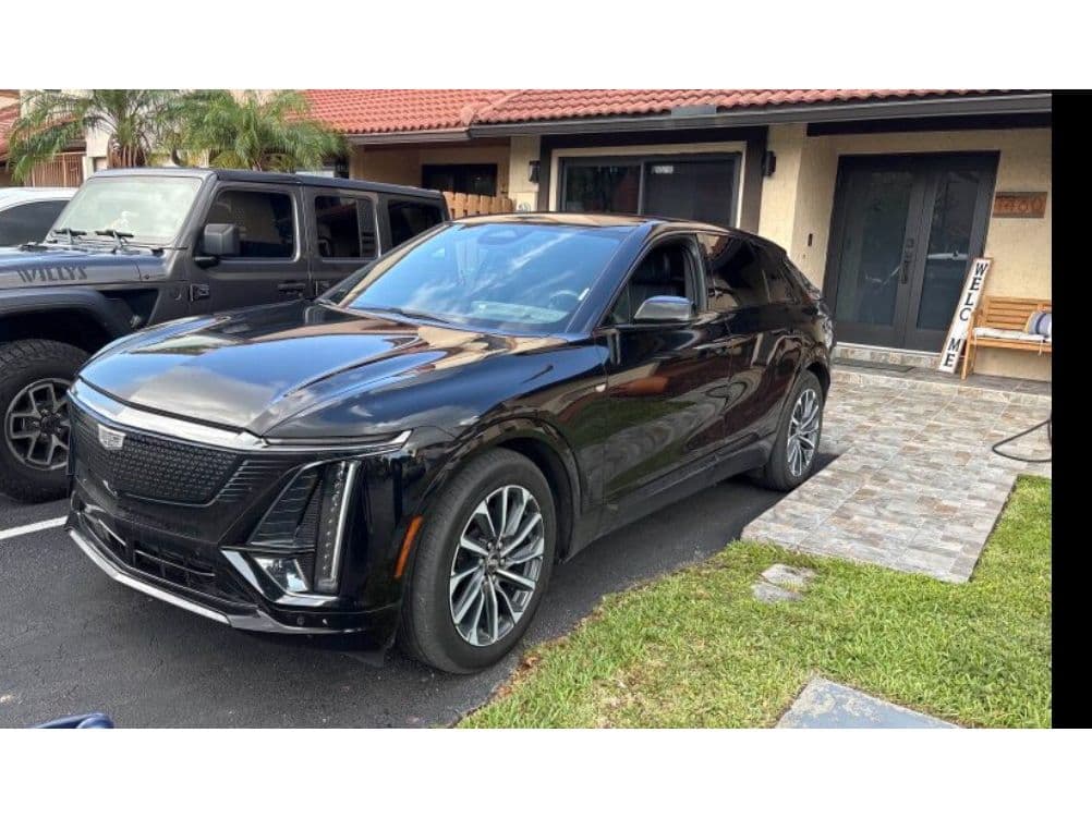 2024 Cadillac Lyriq