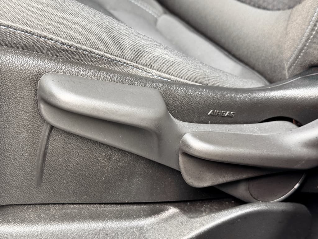 2023 Chevrolet Bolt EV view 7