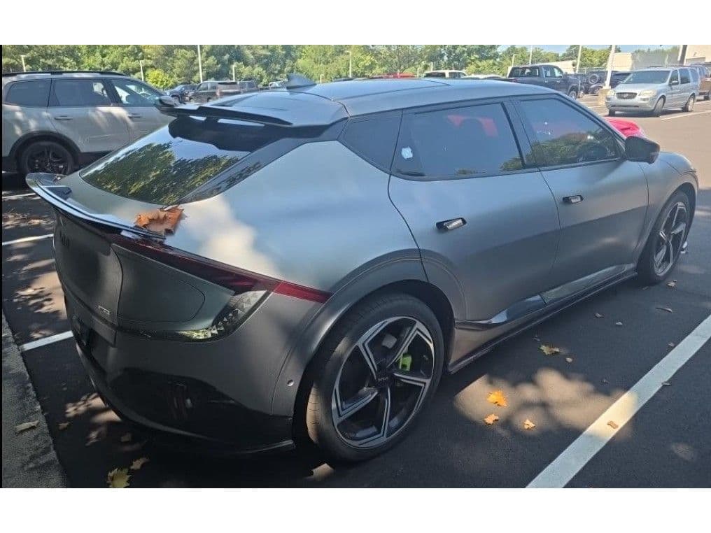 2023 Kia EV6 view 3