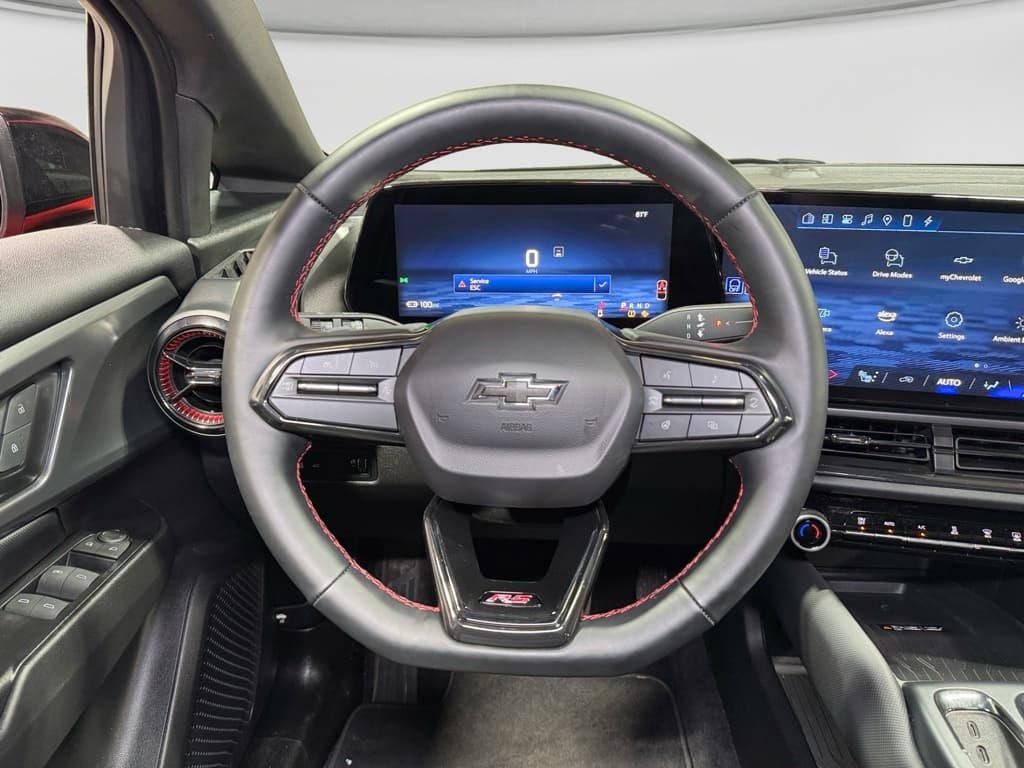 2025 Chevrolet Equinox EV view 8