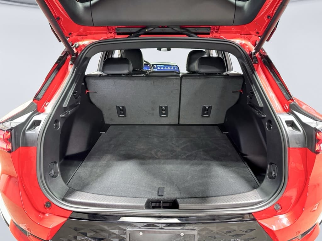 2025 Chevrolet Equinox EV view 25