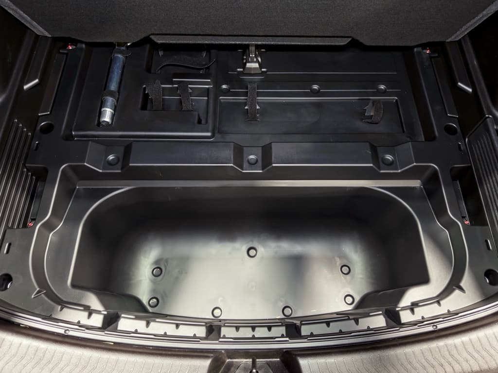 2025 Chevrolet Equinox EV view 26