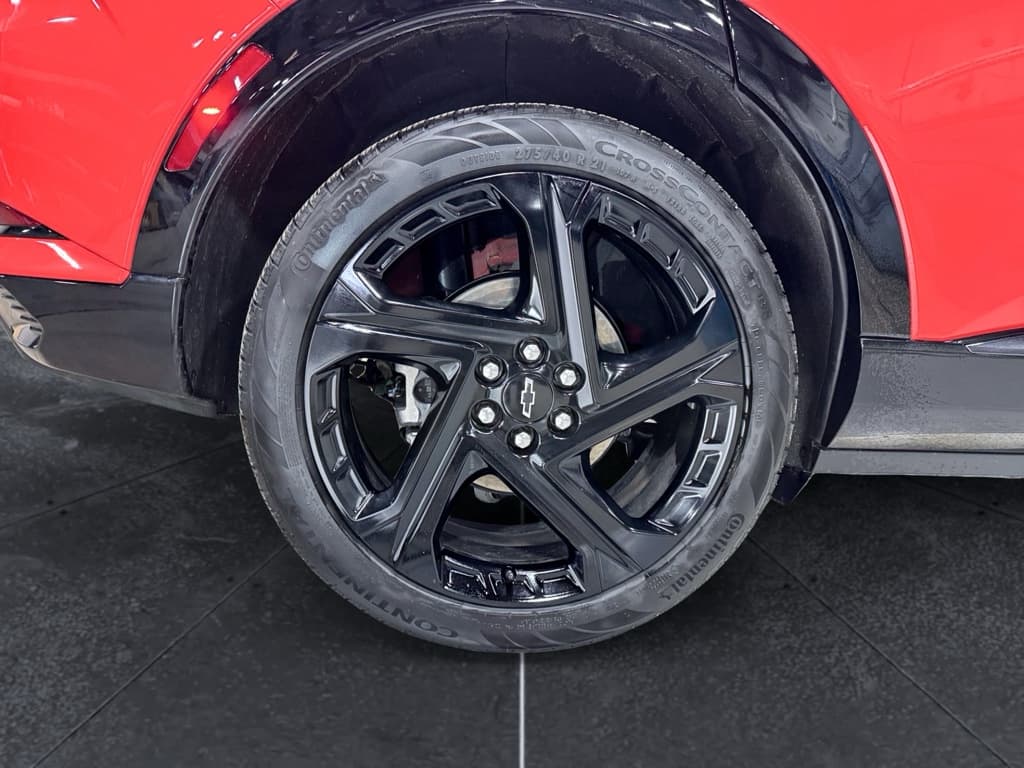 2025 Chevrolet Equinox EV view 35