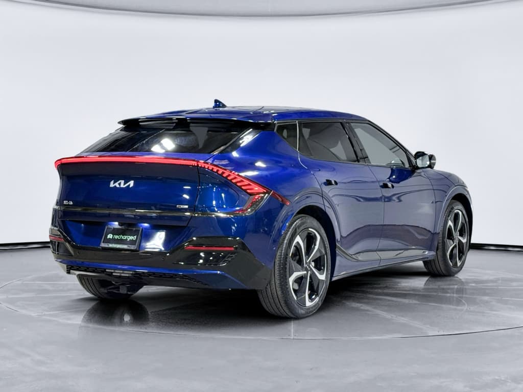 2023 Kia EV6 view 3