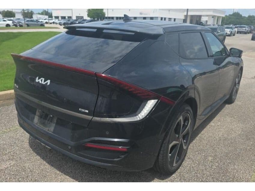 2023 Kia EV6 view 3
