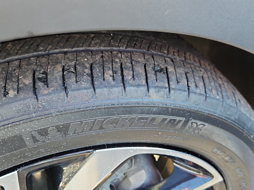 2023 Chevrolet Bolt EV view 34