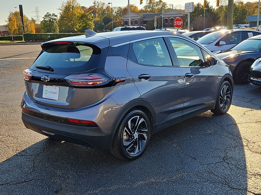2023 Chevrolet Bolt EV view 3