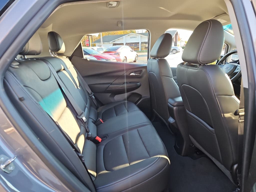 2023 Chevrolet Bolt EV view 22