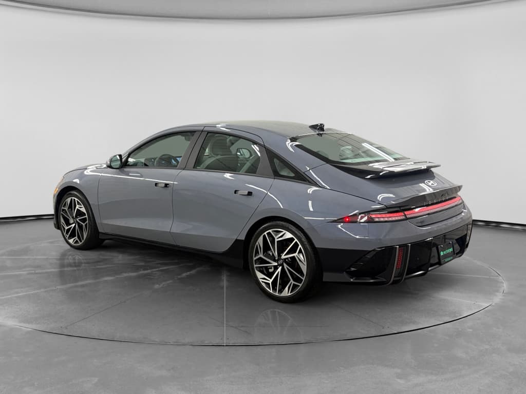 2025 Hyundai IONIQ 6 view 2