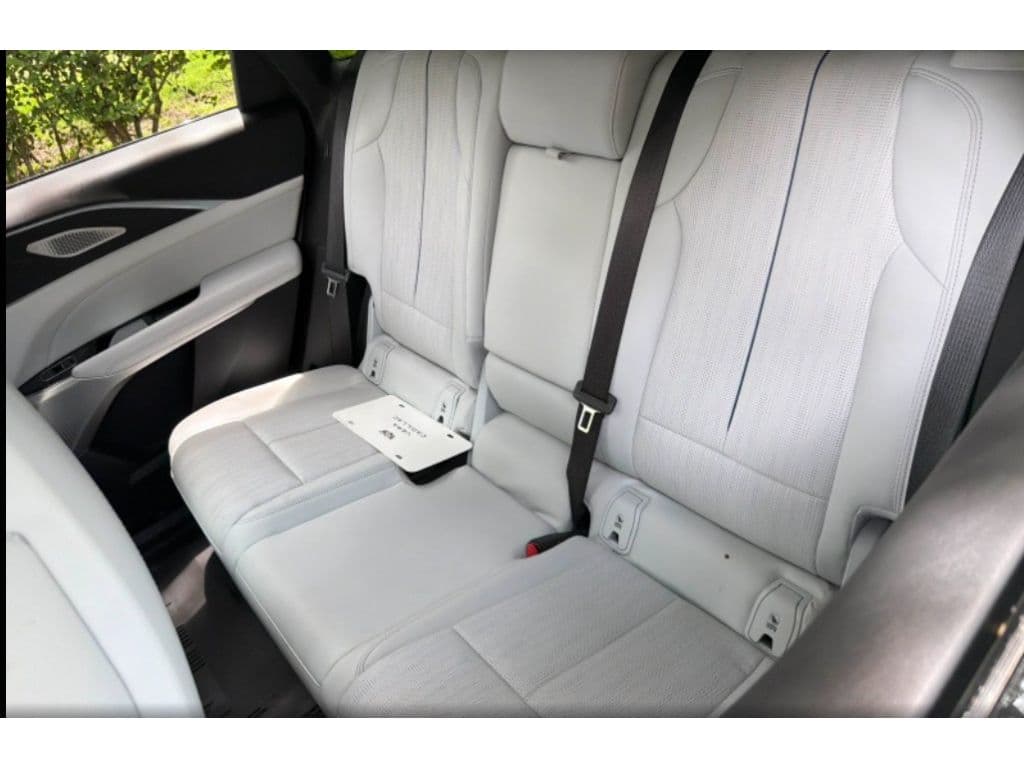 2024 Cadillac Lyriq view 6
