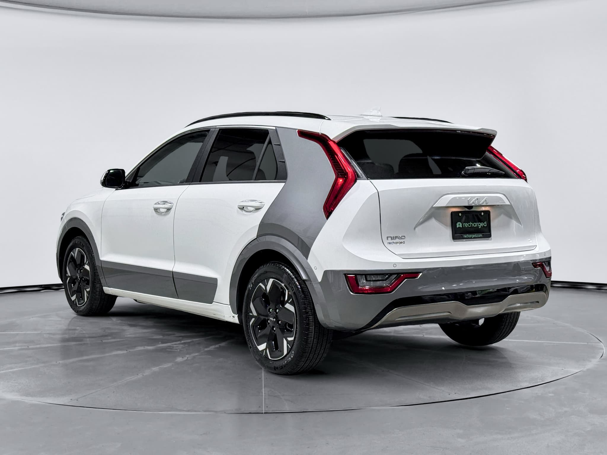 2024 Kia Niro EV view 2