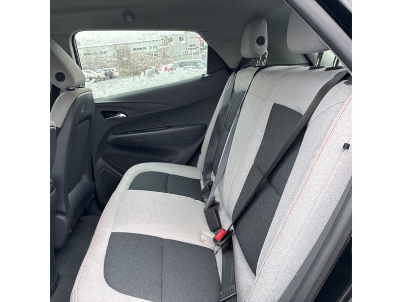 2018 Chevrolet Bolt EV view 6