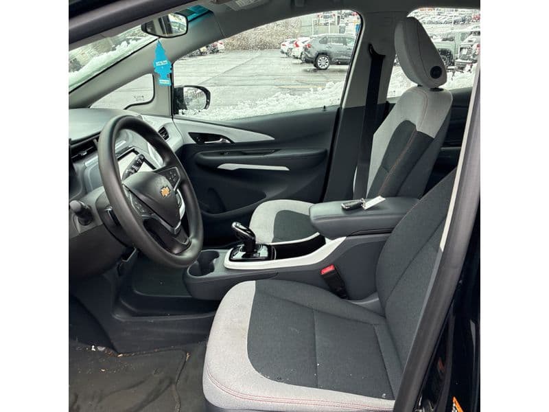 2018 Chevrolet Bolt EV view 5